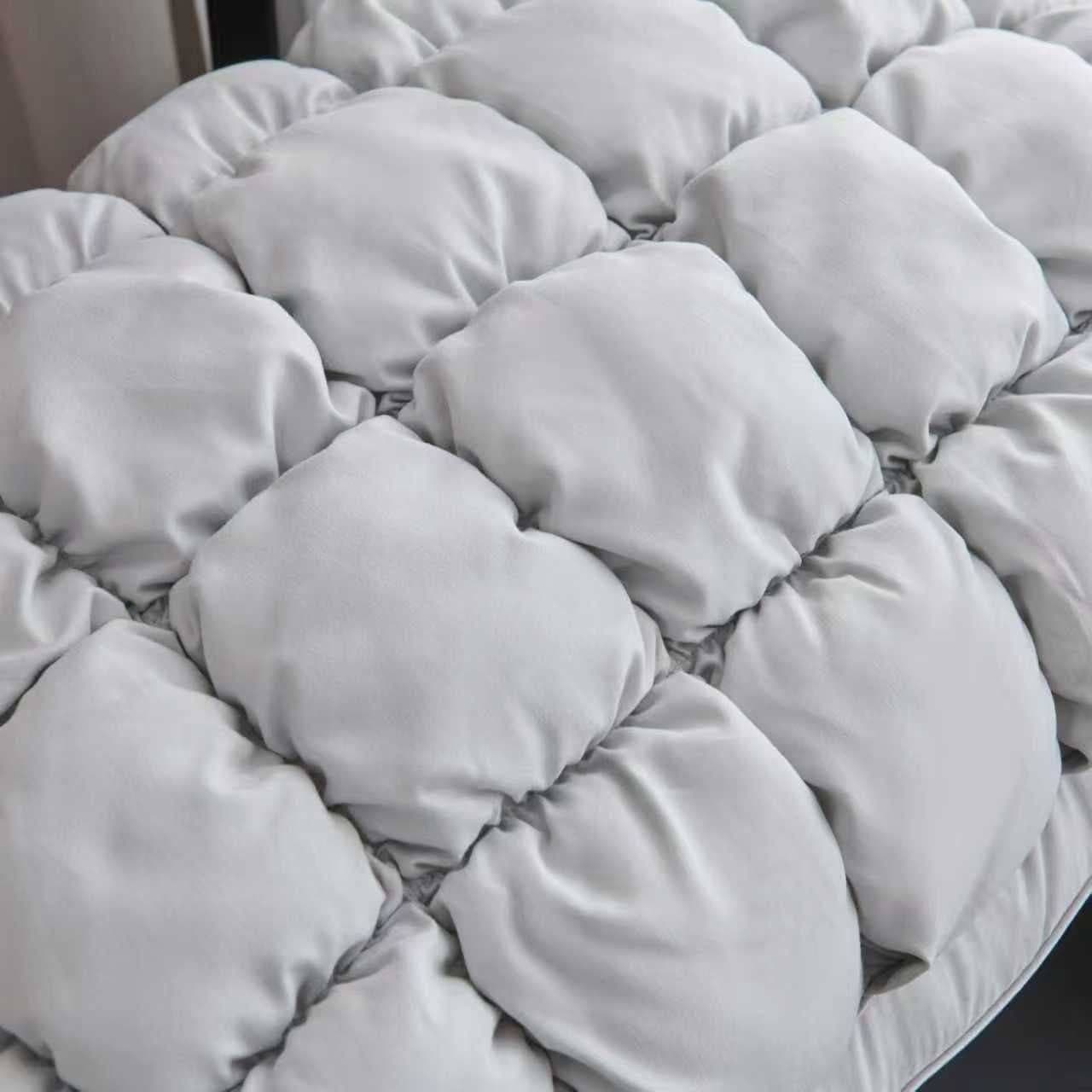 Подушка для сна Pineapple Bun «Тесто ананас», 50х70 см, серая — фото 3